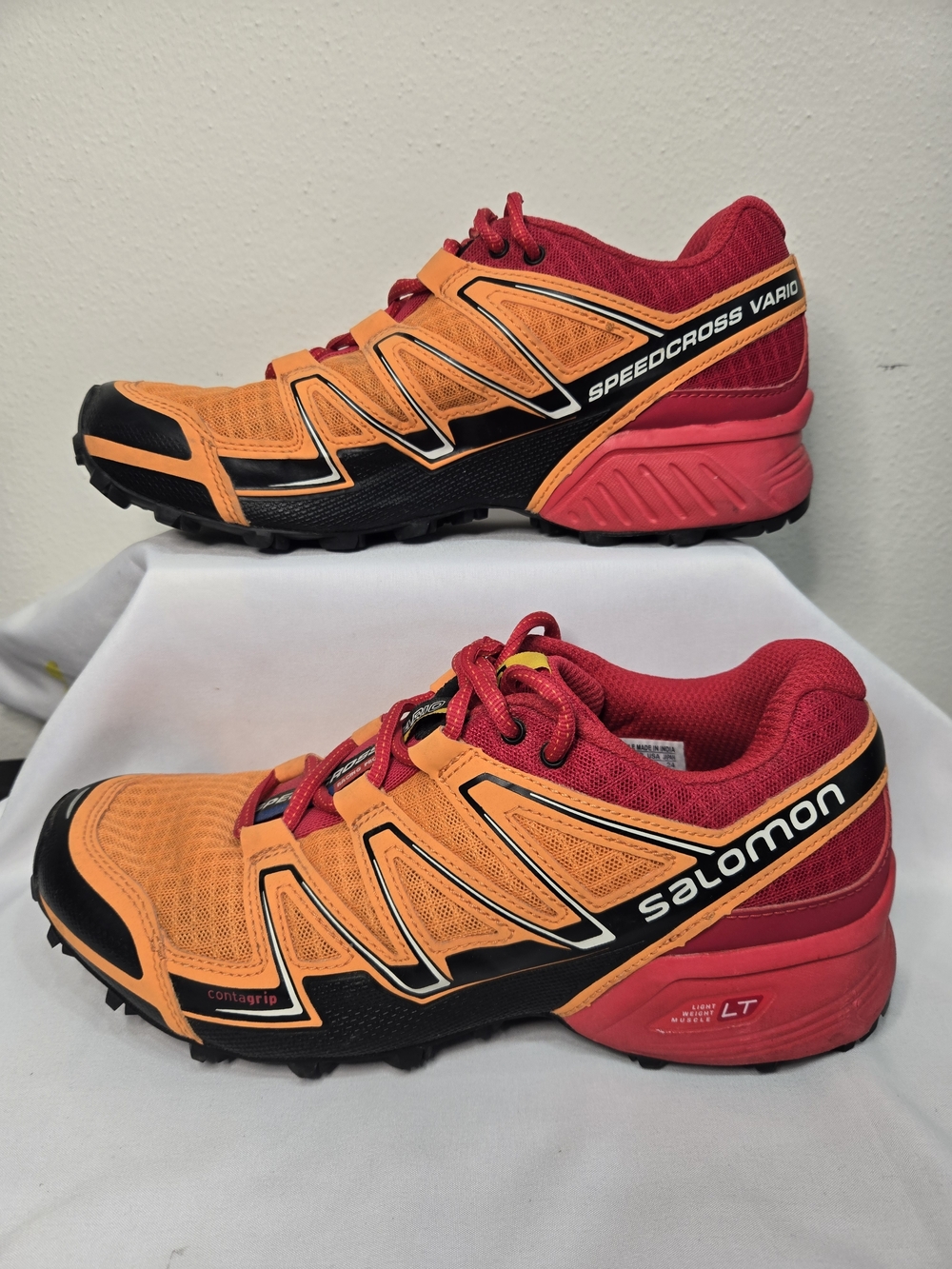 Salomon Women's Size 7 Speedcross Vario Trail Running Shoe Orange Red